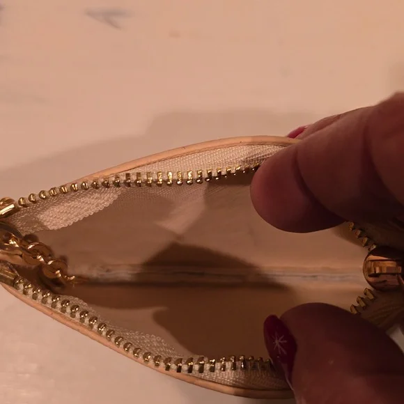 Patterned Key Pouch - Picture 2 of 5